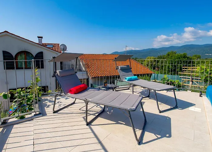 3 Bedroom Beautiful In Feriehus Ruzici (Primorje-Gorski Kotar)