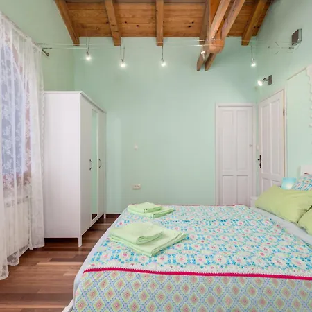 Lovely In Ruzici With Wifi Holiday home
