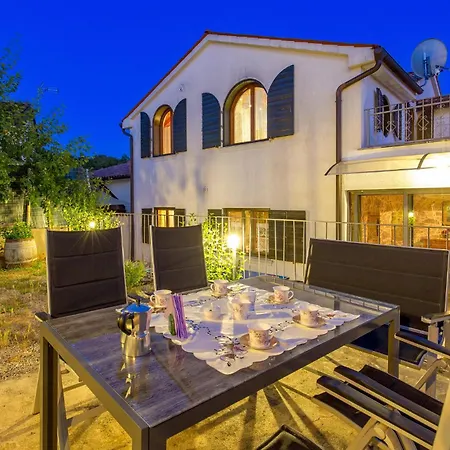 Holiday home Lovely In Ruzici With Wifi Ruzici (Primorje-Gorski Kotar)