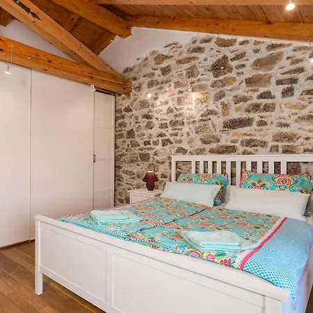 Lovely In Ruzici With Wifi Holiday home