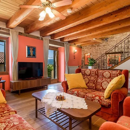 Holiday home Lovely In Ruzici With Wifi