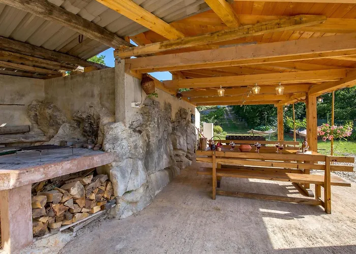 3 Bedroom Beautiful In *