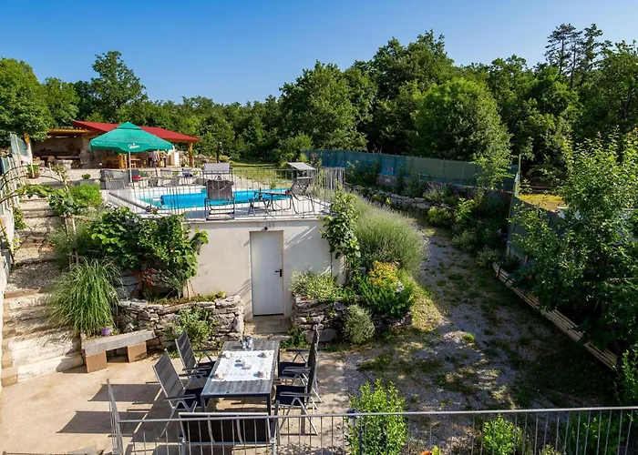 Hébergement de vacances 3 Bedroom Beautiful In